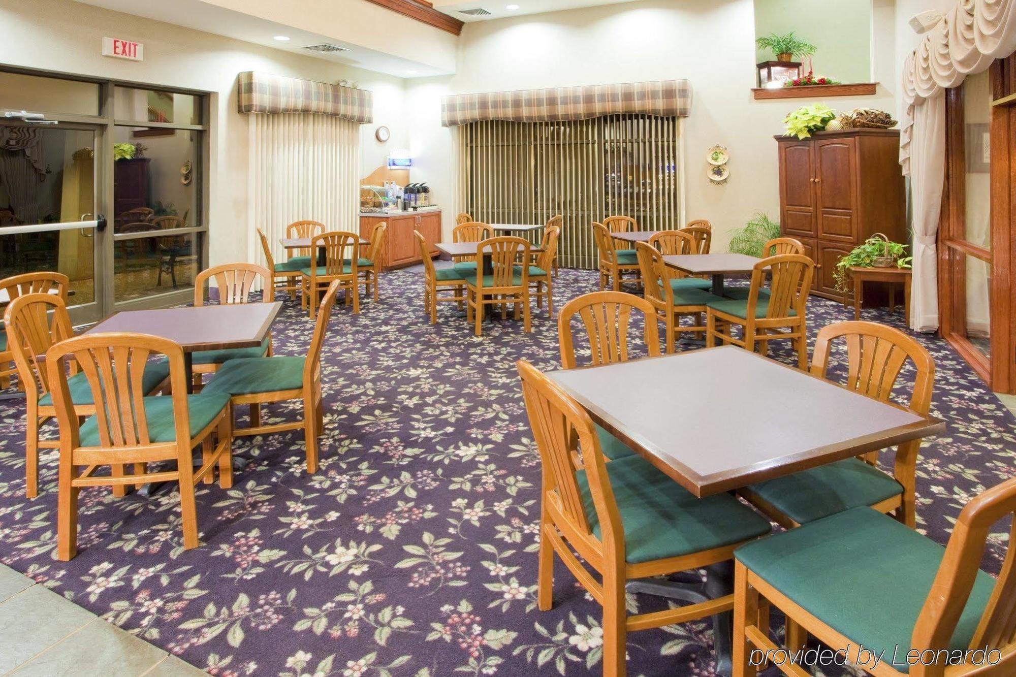 Round Hill Inn Orange Dış mekan fotoğraf